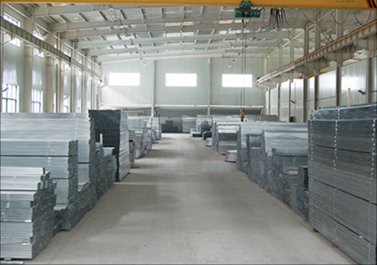 赤峰轻钢龙骨在现代建筑中的核心作用